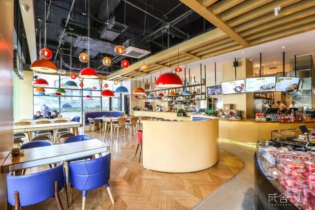 就餐區(qū) 就餐區(qū)