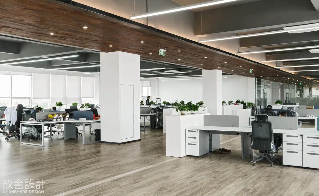 辦公區(qū)-常州寫字樓裝修 辦公區(qū)-常州寫字樓裝修