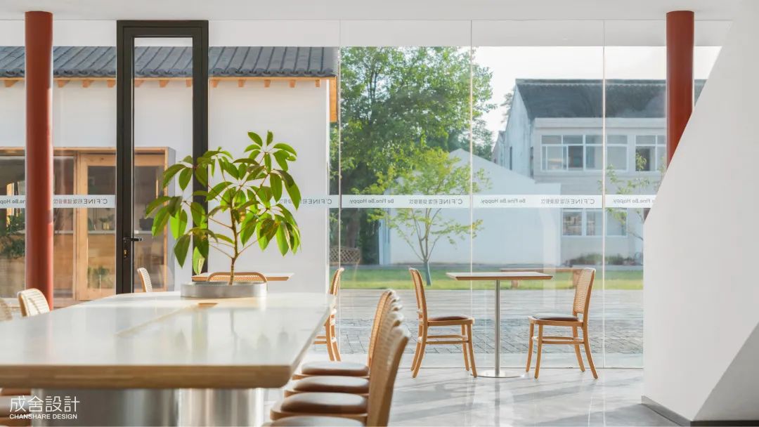 初飯?zhí)飯@餐廳 初飯?zhí)飯@餐廳