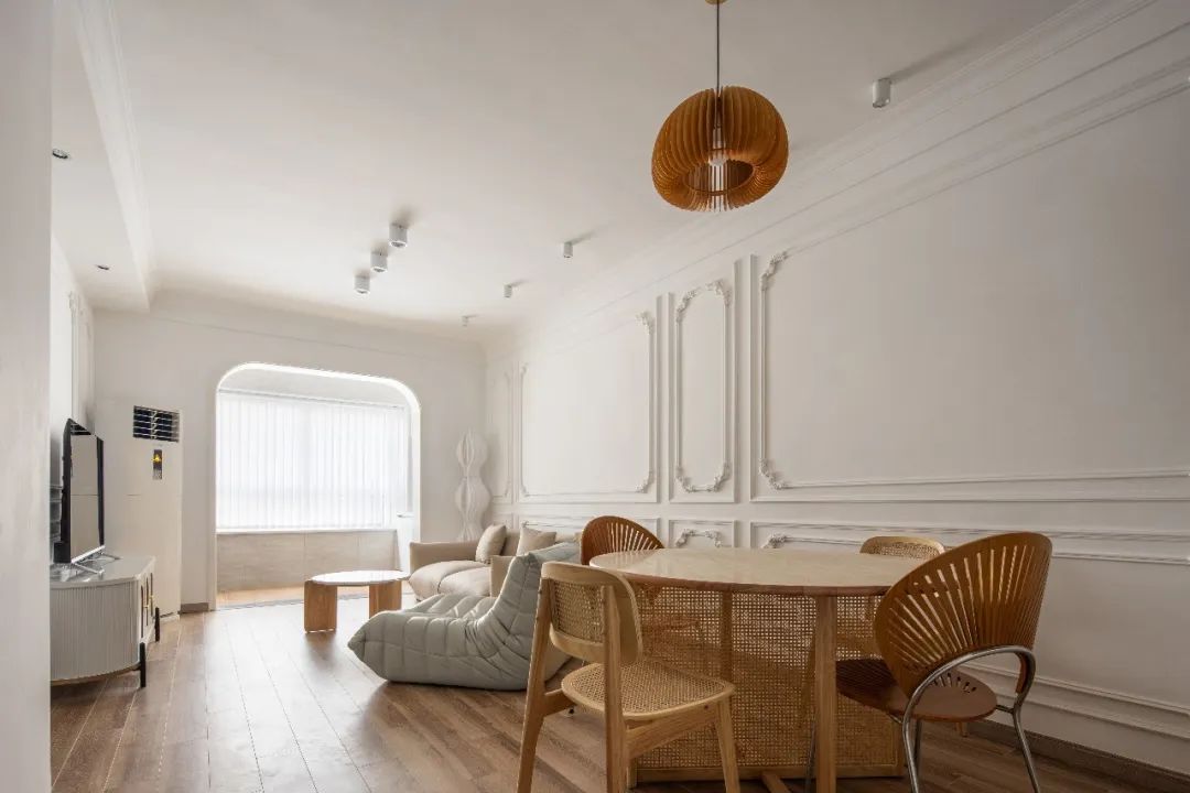 原木法式風(fēng)-上海私宅設(shè)計(jì)比較好的工裝公司 原木法式風(fēng)-上海私宅設(shè)計(jì)比較好的工裝公司