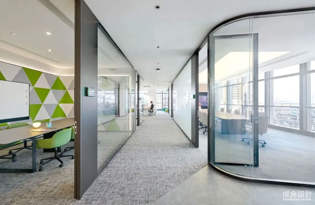 辦公環(huán)境-常州品牌裝修公司 辦公環(huán)境-常州品牌裝修公司